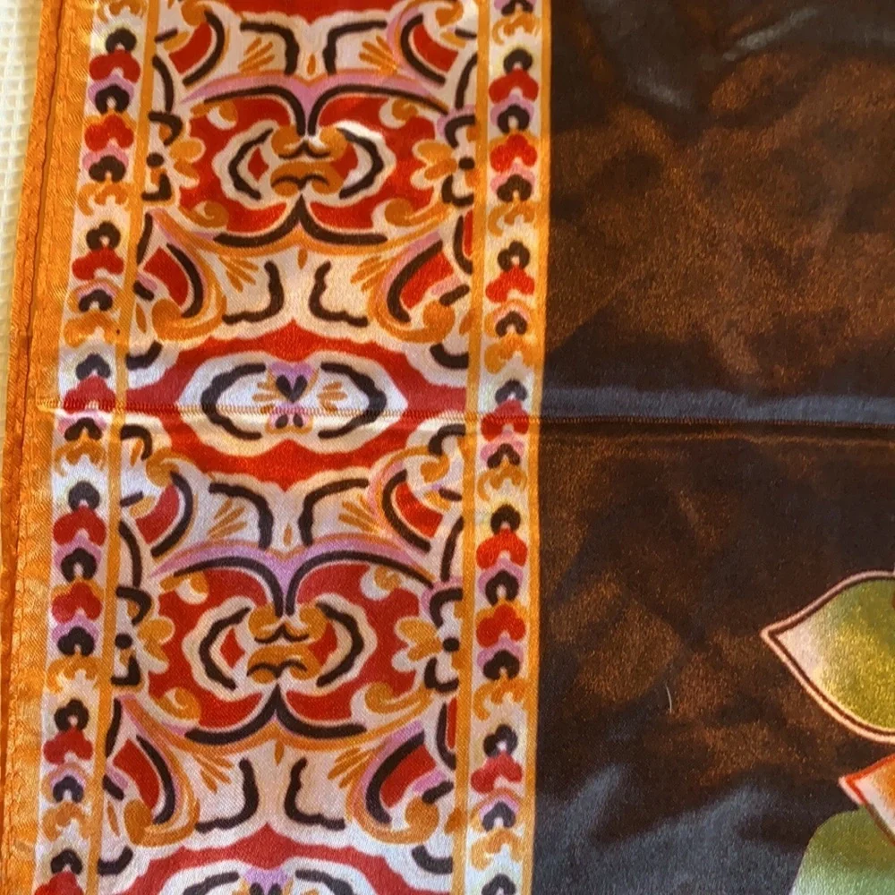 Woman’s Floral Square Scarf Wrap Multicolored